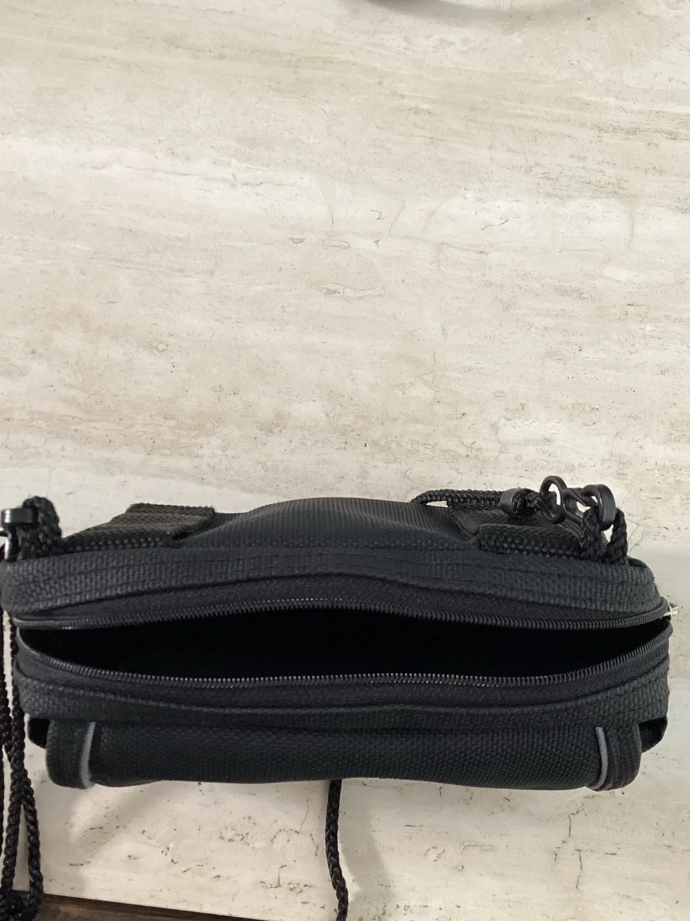 Nintendo Gameboy Advance Case Black GBA Carrying Case Game Boy Vintage Strap
